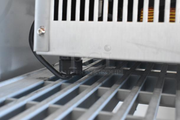 BRAND NEW Vollrath 69505 Ultra Series Drop In Induction Cooker, shows scratch and dent, 208/240V, 1 Phase.