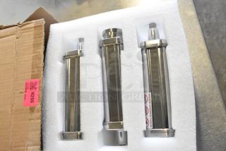 Brand new Avantco 177MIX8XP #5 Pasta Roller/Cutter 3-piece attachment kit in packaging, fits MIX8 mixers. Scratch and dent condition.