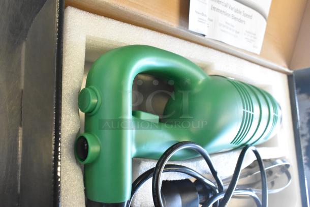 Brand new AvaMix 928IBHDW10R heavy-duty immersion blender with 10" whisk. Features scratch and dent condition. 120V, 1 phase.