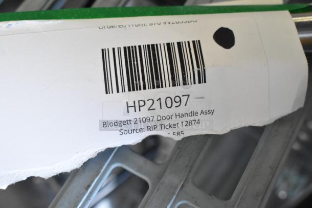 Blodgett 21097 Door Handle Assembly, brand new with scratch and dent, visible barcode and label HP21097.