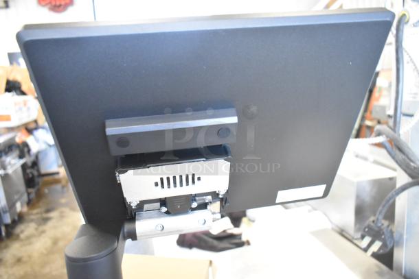 Mettler Toledo FreshWay AM-6127C digital produce scale, countertop model, 100-240V, new scratch and dent, tested working.