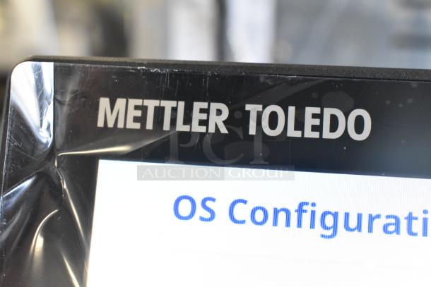 BRAND NEW Mettler Toledo FreshWay AM-6127C Digital Produce Scale. Tested, working, 100-240V, 1 Phase, slight scratch.