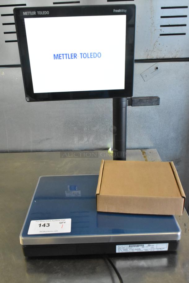 BRAND NEW Mettler Toledo FreshWay digital produce scale, AM-6127C model. Scratch and dent. Tested, working, 100-240V.