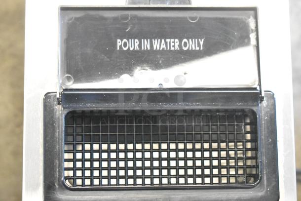 2017 Bunn VPR Black 12 Cup Pourover Coffee Brewer, 2 warmers, with "Pour In Water Only" label visible.