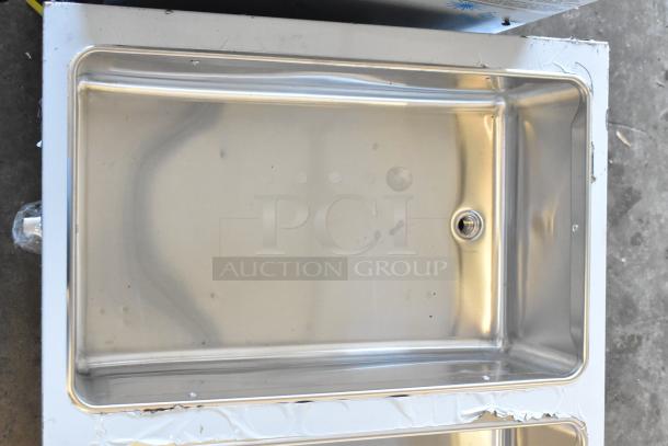 BRAND NEW 2025 ServIt 423EST3WSPB steam table, three-pan, sealed well, scratch and dent, 120V, 1 phase, stainless steel.