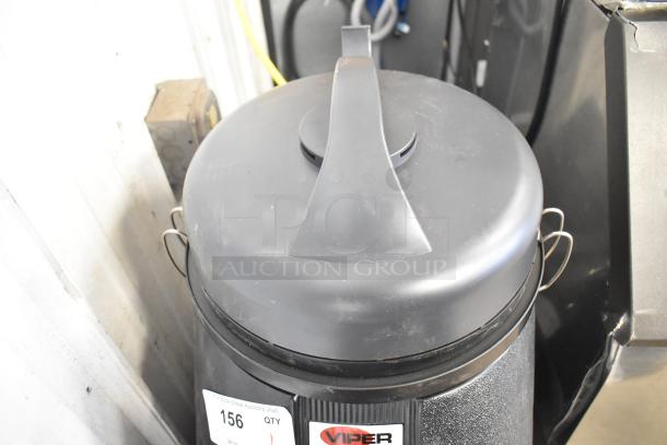 Viper SN18WD Shovelnose Wet/Dry Vacuum, 120V, 1 Phase, shown with black body and handle. Visible label reads "Viper."