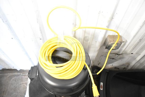 Viper SN18WD Shovelnose Wet/Dry Vacuum with yellow power cord, 120V, 1 Phase. In clean, operating condition.