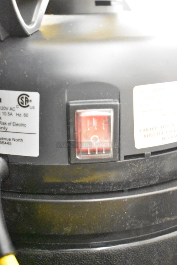 Viper SN18WD Wet/Dry Vacuum, 120V, 1 Phase. Features visible power switch. Slight wear visible on body.