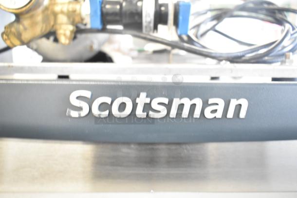 2022 Scotsman NH0622A-1B ice head on Lancer TP30 dispenser, stainless steel, touchscreen, automatic agitation, 115V, 1 phase.