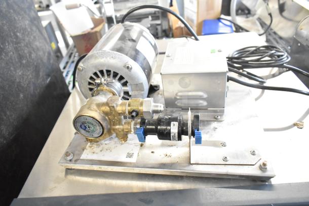 2022 Scotsman NH0622A-1B ice head on Lancer TP30 beverage dispenser with touchscreen. 115V, 1 Phase. Stainless steel, auto agitation.