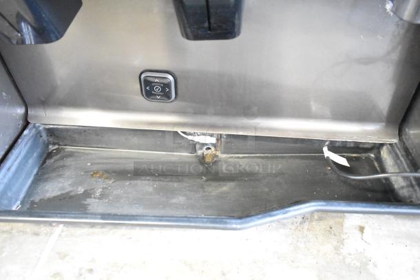 2022 Scotsman NH0622A-1B ice head on Lancer TP30 beverage dispenser, stainless steel, touchscreen, 115V, 1 phase, good condition.