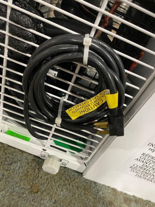 Master-Bilt DC2S ice cream dipping cabinet, new, white, 32", flip lid, 115V 1 phase, SN: 0006098-32166-C. Power cord shown.