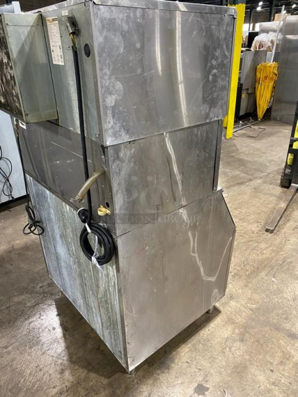 Kold-Draft stainless steel ice making machine, model GB561AC, 115V, 1 phase, on legs. Visible wear on exterior.