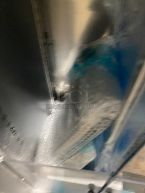 Alt text: Vendo Lumilinna Series ICESC40BXIWU Crystallizer interior with bubble wrap protection. New condition.