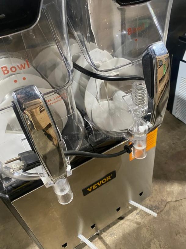 Vevor XRJ10LX2 commercial slush machine, black/stainless steel, twin hoppers, clear polycarbonate, electric powered, 110-130V.