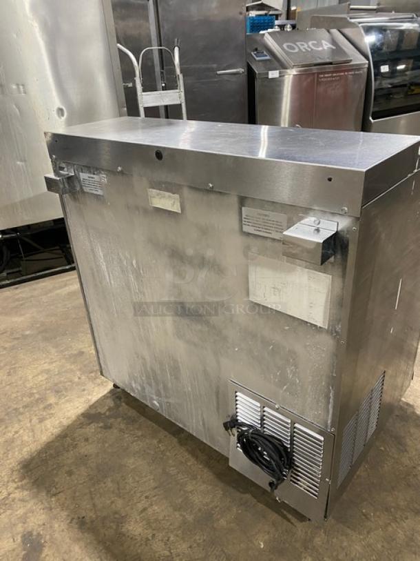 Perlick FR36 commercial stainless steel glass froster/plate chiller, 36", sliding lid, 115V, with casters, visible serial tag.