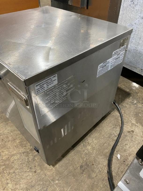 MerryChef Eikon E3 rapid cook oven, 2019 model, stainless steel, EasyTouch touchscreen, model Eikon E3, SN: 1906213091188.