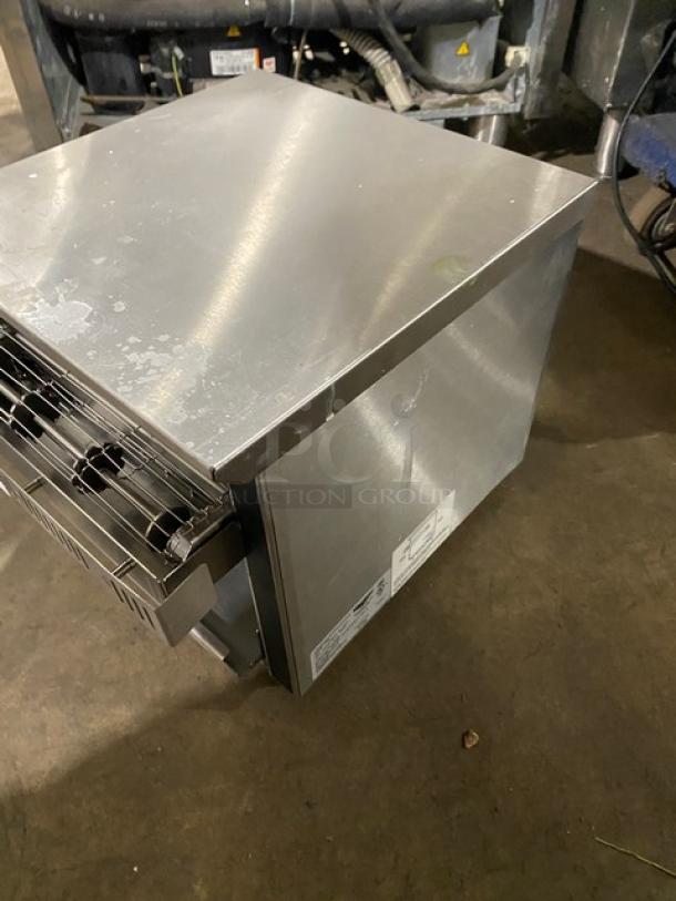 Vollrath JT1 stainless steel conveyor toaster, electric, countertop design with legs, SN: P162-01873337-014, 120V.