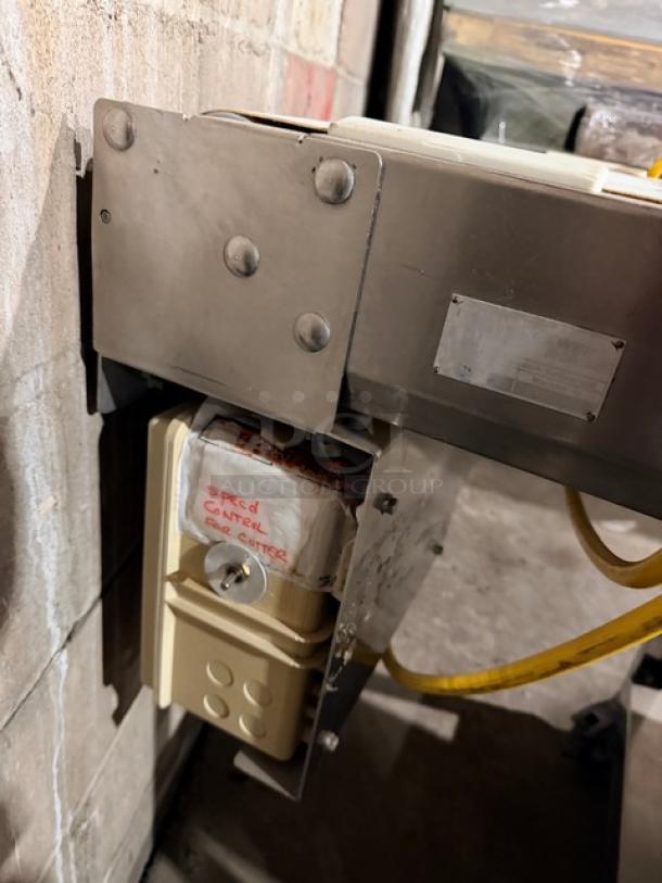 Rondo Seewer SBEVERR Belt Conveyor System, model SBEVERR, serial B8102304, on casters, visible control labels.