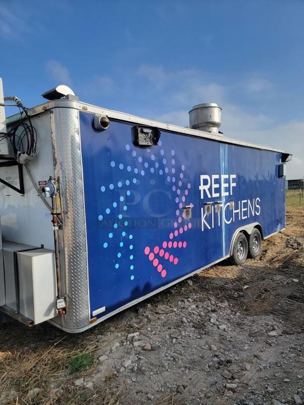 2019 Quality Cargo 24' mobile ghost kitchen. Features Garland 4-burner range, Mirage VentusX HVAC. Needs cleaning, exterior TLC.