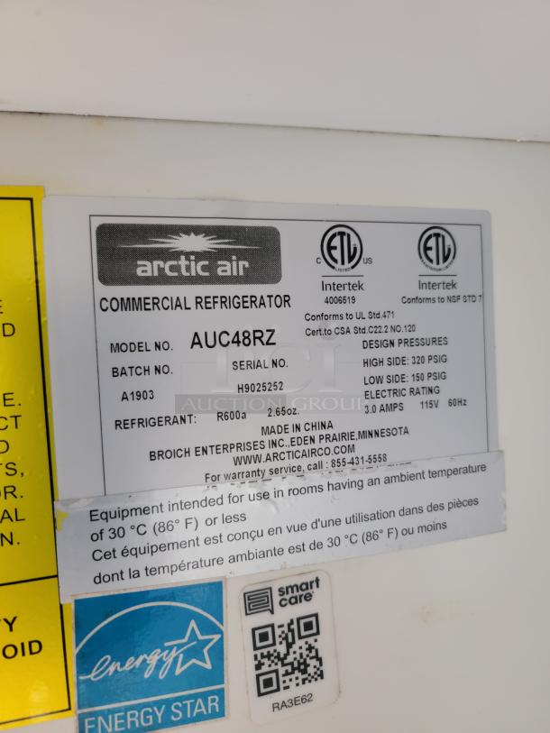 Arctic Air commercial refrigerator label, Model AUC48RZ, serial H9025252, uses R600a refrigerant, 115V, 60Hz. Energy Star rated.