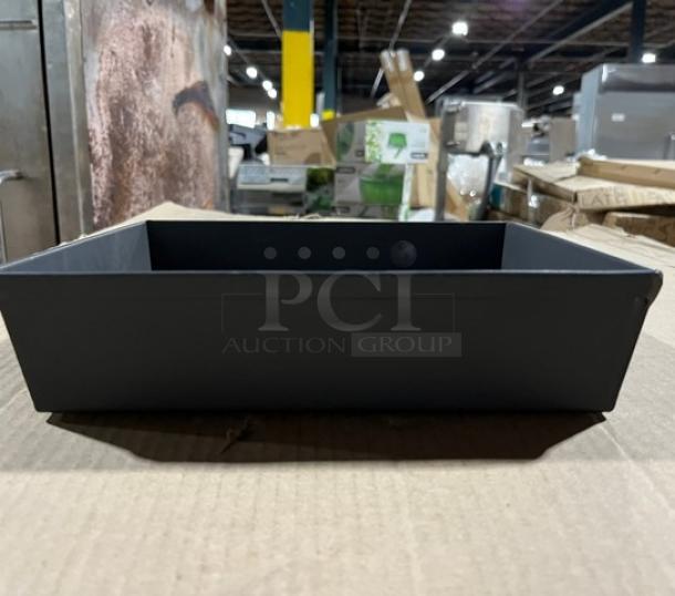 American Metalcraft HCDS108 aluminum 10"x8" Detroit-style pizza pan, brand new, commercial grade.