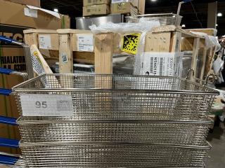 New commercial stainless steel deep fry basket with front hook and non-slip grip handle. Durable and high-quality.