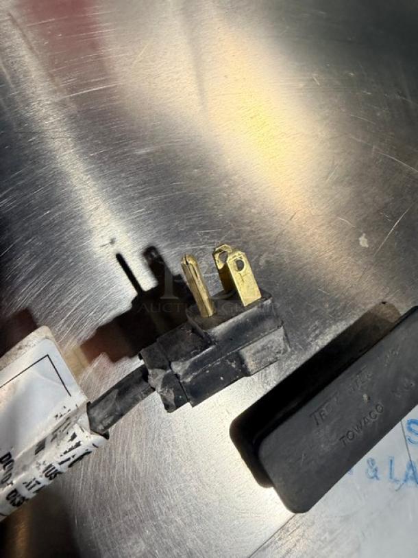 New Randell 9552A drop-in freezer/plate chiller plug and label, 115V 1 Phase, unboxed, sleek steel surface.