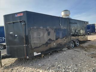 🚚 24' Pace American Journey SE Custom Food Trailer 🍔 Build your culinary empire on this heavy-duty 2020 Pace American Journey SE tandem-axle powerhouse. Designed for high-volume service, it comes equipped with premium stainless steel assets including Arctic Air refrigeration and a comprehensive Larkin Industries ventilation system. While this trailer provides a professional-grade foundation with a massive 9,990 lb GVWR. With a deep restorative clean and minor repairs it will bring it back to peak condition. VIN: 53BPTEB20MR004103 See video link in description below 👇