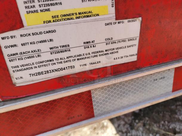 Red Rock Solid Cargo trailer label showing specs: GVWR 6577 kg, VIN 7H2BE283XND041759, date of manufacture 09/2021.