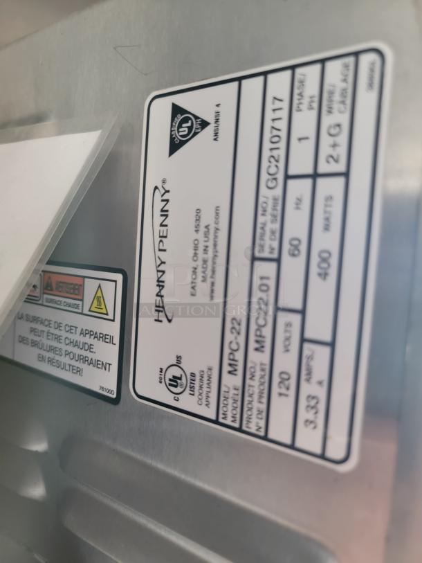 Henny Penny MPC-22 label, serial no. GC2107117, 120V, 400W, UL certified. Warning: surface hot.