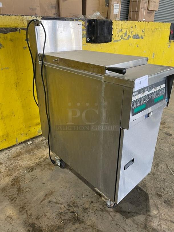 Pitco SRTG commercial stainless steel 17.5 gal. natural gas rethermalizer/pasta cooker with digital control, on casters.
