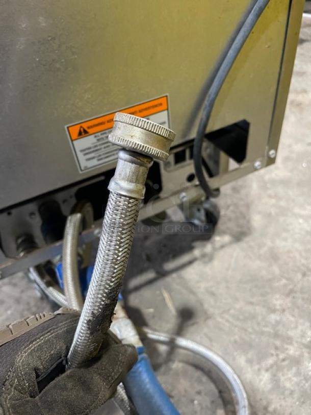 Pitco SRTG stainless steel pasta cooker with digital control, gas powered, 17.5 gal capacity, includes backsplash and casters.