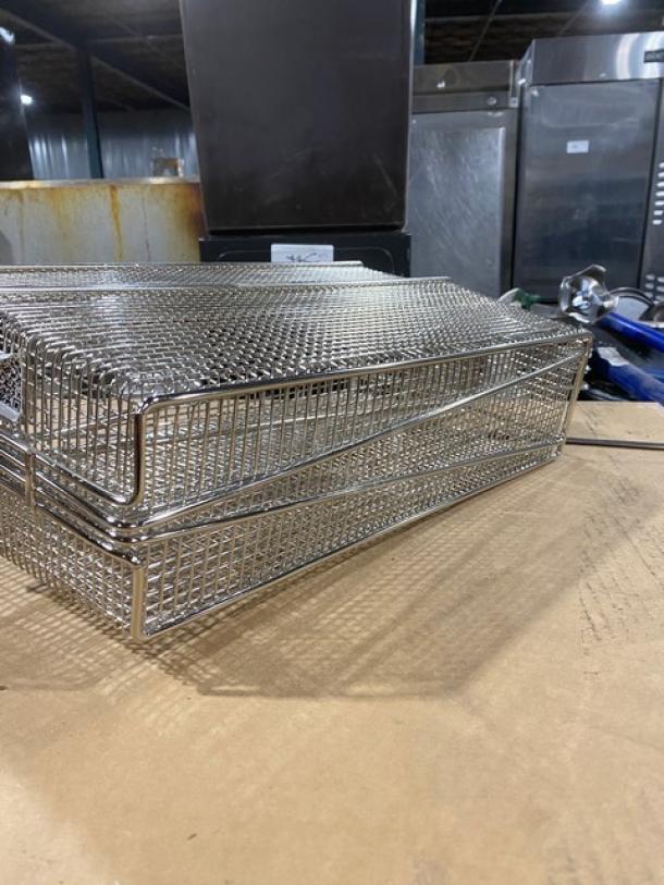 NEW Pitco commercial wired mesh oblong fry basket with front hook and blue grip handle. In excellent condition.