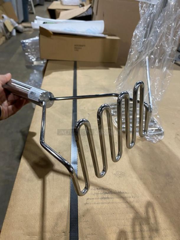 NEW TableCraft Commercial Stainless Steel 18" Square Face Potato Masher, Model 7418, in excellent condition.