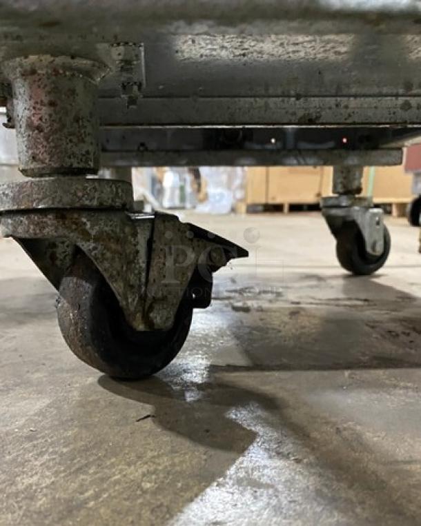 Pitco 45C-S commercial fryer, stainless steel, natural gas, 42 lb capacity, with casters and basket hanger. Model 45CS.