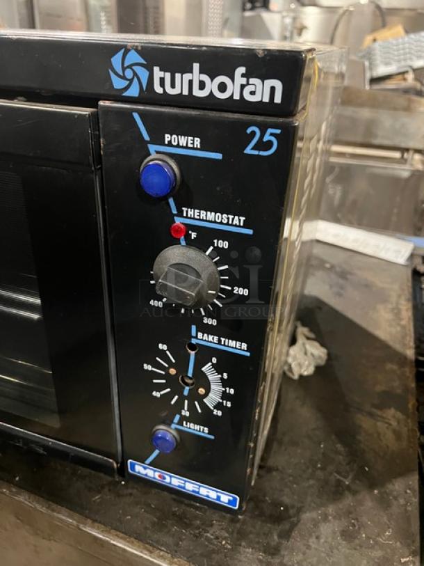 Moffat Turbo Fan E25 countertop electric convection oven, 120V, 1 Phase, featuring manual controls, in good condition.