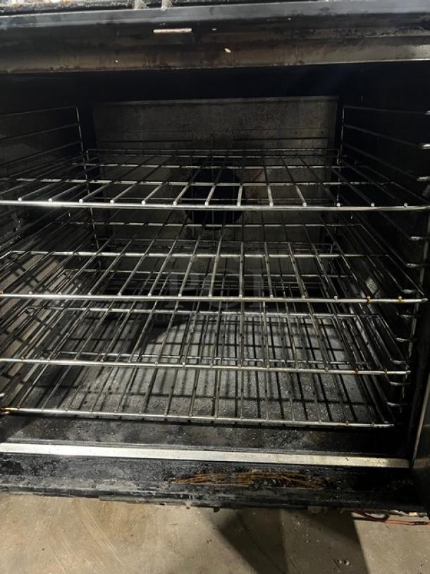 Garland Master Series 200 gas convection oven, spacious interior, multiple racks, used condition, ideal for commercial kitchens.