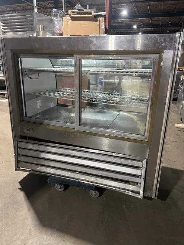 Leader Commercial Stainless Steel Bakery Display Case, 3-Tier, Curved Glass, Rear Sliding Doors, Poly Coated Rack, Model 115V 1 Phase.