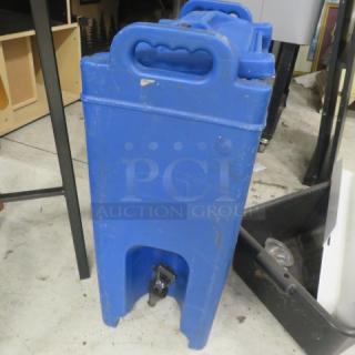 Blue Carlisle 5 Gallon Portable Beverage Dispenser with spout, durable plastic, used condition. Ideal for event catering.