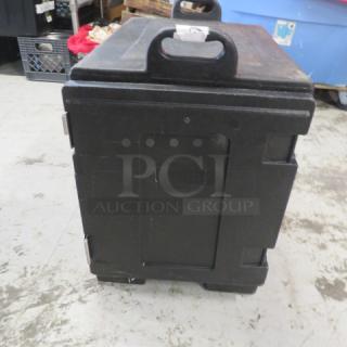 Black Carlisle food transport with missing side latches, sturdy handle, and durable design. Ideal for catering use.