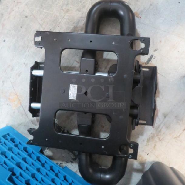 Chief A/V mount, black, max 200lb capacity, sturdy design. Minor wear visible. Label indicates Chief branding and specifications.