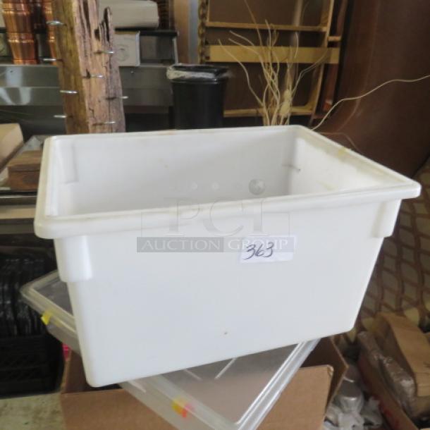 White 21.5-gallon food storage container. Visible label with number 363. Used condition, sturdy plastic material.