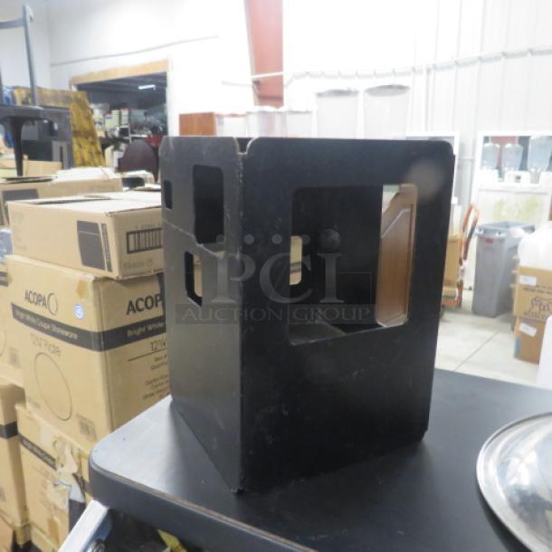 Rosetto Black Metal Buffet Warmer, 7x10 inches. Modern design, excellent condition, square cutouts for ventilation.