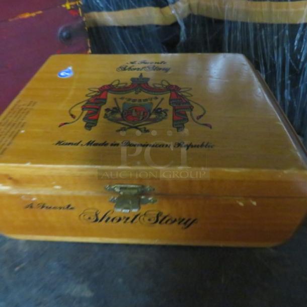 Wooden cigar box labeled "A. Fuente Short Story," featuring a crest and "Hand Made in Dominican Republic."