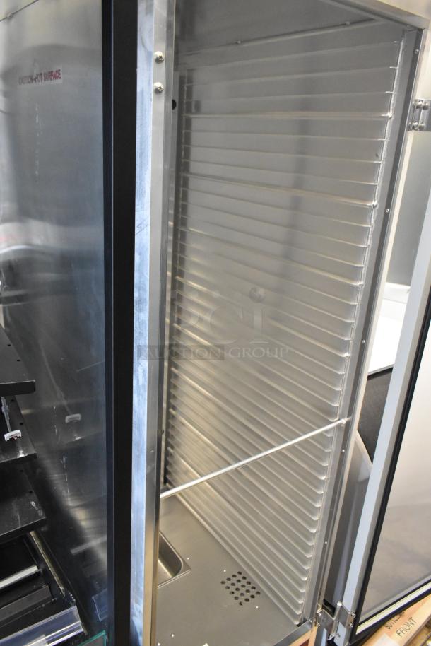 Brand new Avantco HPI-1836 commercial insulated heated cabinet with clear door, on casters. Scratch and dent condition.