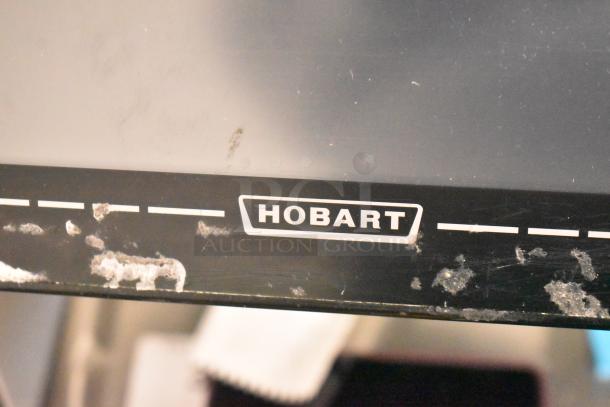 2017 Hobart HTi-7LH26 commercial scale, tested working. Visible Hobart logo, some surface wear. 120/208-240V, 1 phase.