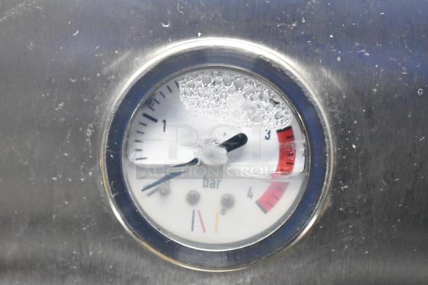 Sonuto SZ-200 hot water dispenser gauge showing pressure in bars, minor wear. Model: SZ-200, 220V, 1 Phase.