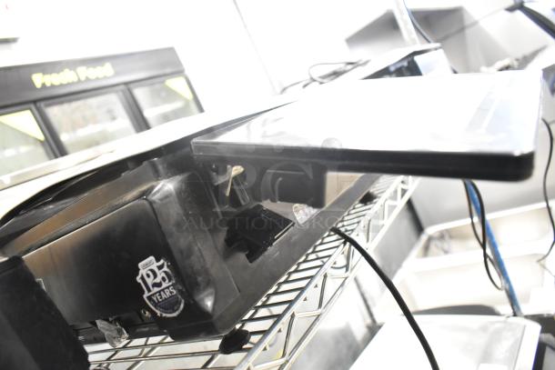 2021 Hobart HTi-7LH4W metal commercial countertop food portioning scale, 120/208-240V, 1 Phase, tested and working, logo visible.