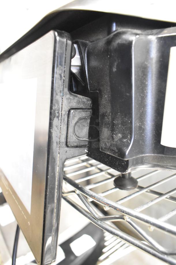 2016 Hobart HTi-LH metal countertop food portioning scale, black, tested and working. Suitable for 120/208-240V, 1 phase.